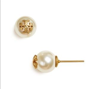 NIB Tory Burch Evie Pearl Stud Earrings White